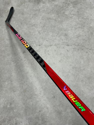87 Flex P28M Senior Bauer Nexus Sync Right Hand Hockey Stick Pro Stock (New)