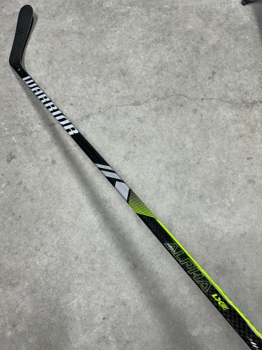 75 Flex P28 Senior Warrior Alpha LX2 Right Hand Hockey Stick Pro Stock (New)