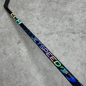 95 Flex P29 Senior CCM JetSpeed FT5 Pro Right Hand Hockey Stick Pro Stock NHL (New)