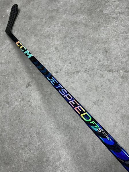 95 Flex P29 Senior CCM JetSpeed FT5 Pro Right Hand Hockey Stick Pro Stock NHL (New)
