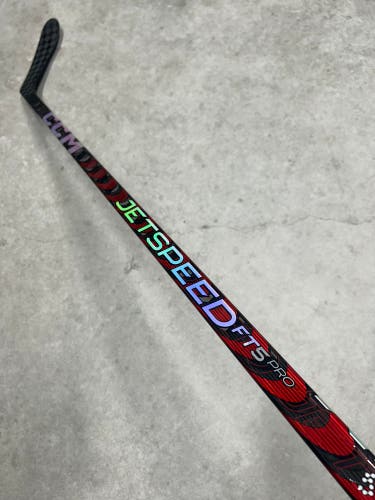 85 Flex P28 Senior CCM JetSpeed FT5 Pro Right Hand Hockey Stick Pro Stock NHL (New)