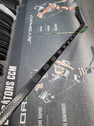 P28 | 55 Flex NEW! CARBON Pro Extra Lite Hockey Stick Left Handed (New)