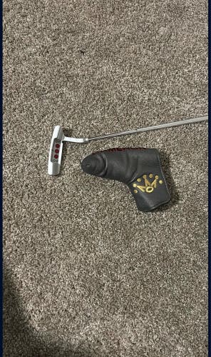 Scotty Cameron Select Newport 2 Right Handed Putter 33" (Used)