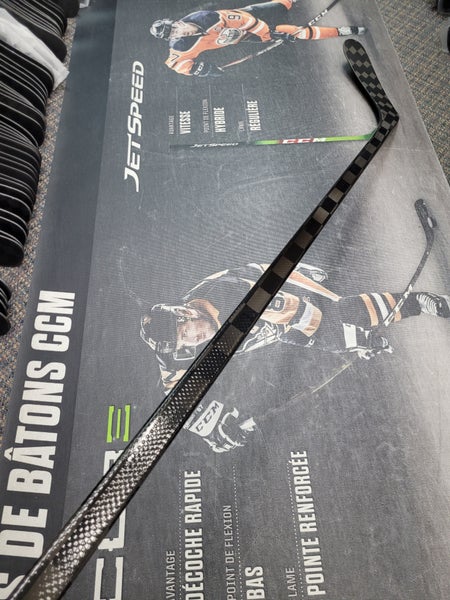 P92 | 65 Flex NEW! CARBON Pro Extra Lite Hockey Stick Left Handed (New)