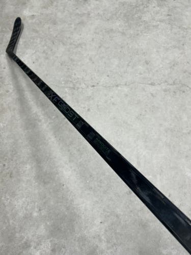 90 Flex P28M Senior CCM XF Ghost Right Hand Hockey Stick (New) Pro Stock