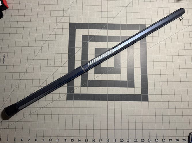 Adult Warrior Kryptolyte Shaft (Used)