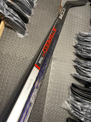 2 Pack RH CCM JetSpeed FT6 / Ribcore Team P88 70 Flex