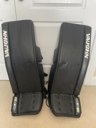 33" 2022 Vaughn SLR3 Pro Goalie Leg Pads (Used)