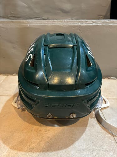 Medium Bauer Re-Akt 155 Helmet (Used)