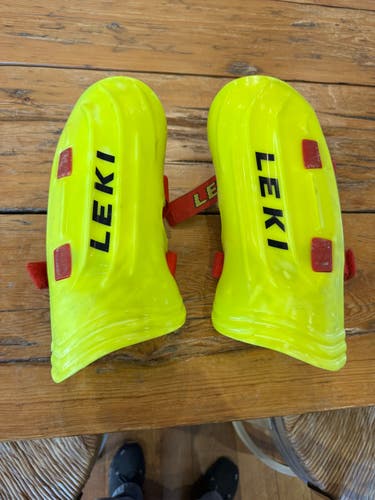 LEKI Worldcup Ski Racing Shin Guards – Adult / Junior – 13” – lightly Used