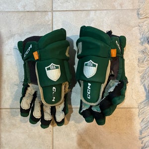CCM D30 Gloves 15" Boston Hockey Academy (Used)