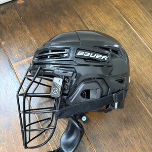 Box Lacrosse Helmet/Cage - Warrior/Bauer, Med