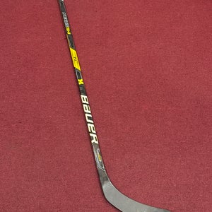 University of Michigan Bauer Nexus 1N Left Hand Hockey Stick P92 102 Flex Pro Stock (New) Item#MH102