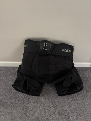 Senior XL 2022 Vaughn Ventus SLR3 Pro Carbon Hockey Goalie Pants (Used)