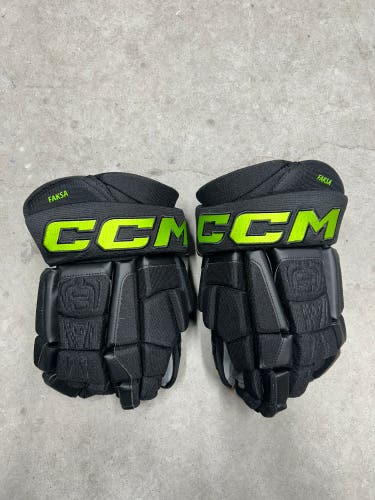 15” CCM HGCLXP Pro NHL Dallas Stars Hockey Gloves Pro Stock (New)