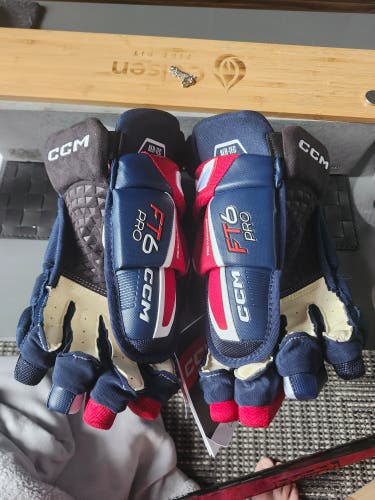 CCM JetSpeed FT6 Pro Gloves 15" (New)