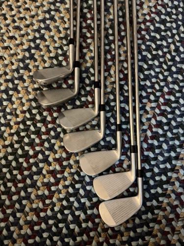 Men's 2025 TaylorMade P-790 Right Handed Iron Set Stiff Flex (Used)