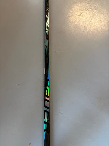 Intermediate Bauer Proto2 Right Handed Hockey Stick P28 77 Flex (New)