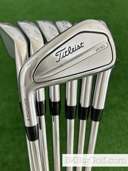 LH Titleist T200 23 Forged Iron Set 4-P / True Temper AMT Black Stiff