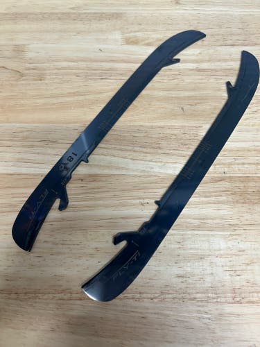 NHL Pro Stock Game Used Bauer FLY-TI 272mm Dallas Stars Skate Blades / Runners