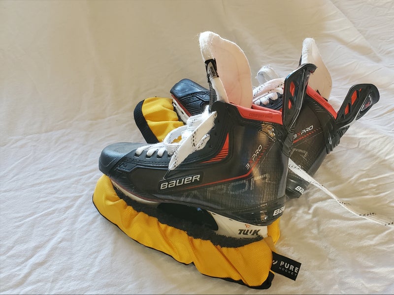 Size 8 Bauer 3X Pro Used 7 Times Excellent Condition+blade guards