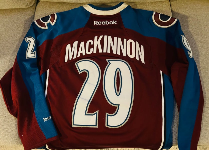 Avalanche MacKinnon Reebok Jersey (Medium)