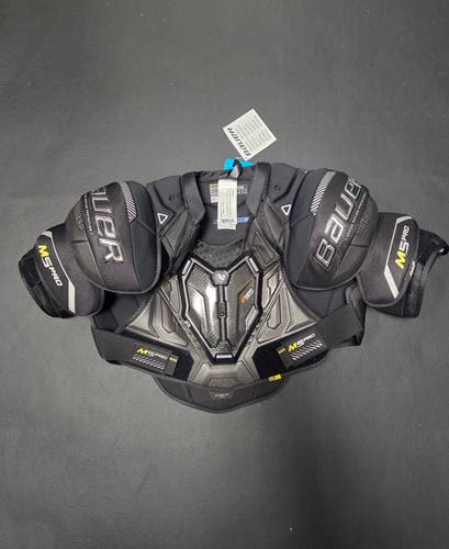 Brand New Bauer Supreme M5 Pro Shoulder Pads Senior Large