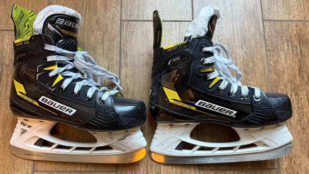 Bauer Supreme M4 Hockey Skates Regular Width Size 2.5 (Used - Good)