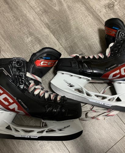 CCM JetSpeed Vibe Hockey Skates Regular Width 9 (Used)