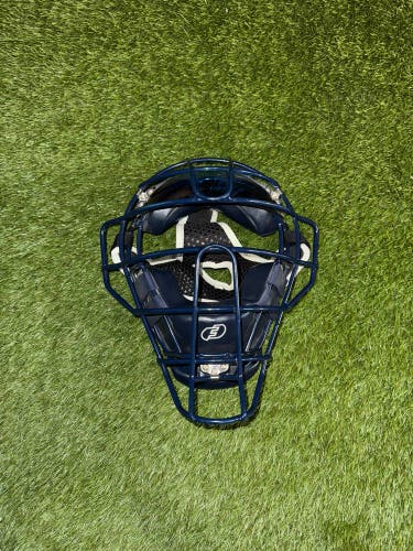 Force3 Pro Catcher’s Traditional Mask Navy Will Smith Game Used Adult