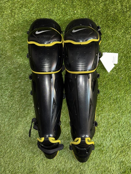 New Nike Diamond Elite Catcher’s Leg Guards Military Appreciation 17”