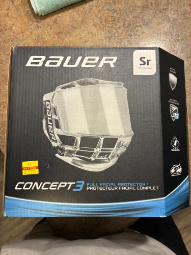 Bauer Concept 3 Full Shield (Used)