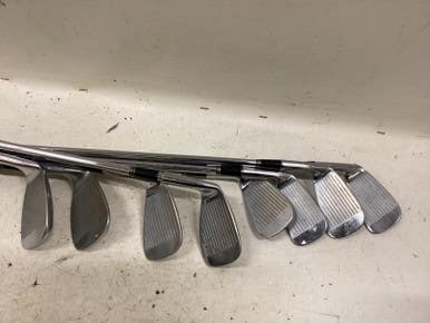 Used Wilson STAFF PROGRESSIVE Mens Iron Set RH 3I-PW 11725-S000497129