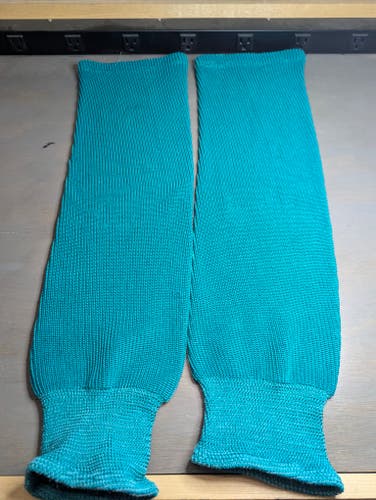 Senior K1 Socks (Used)