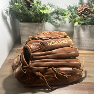 Nokona Glove Walnut - Left Hand Throw