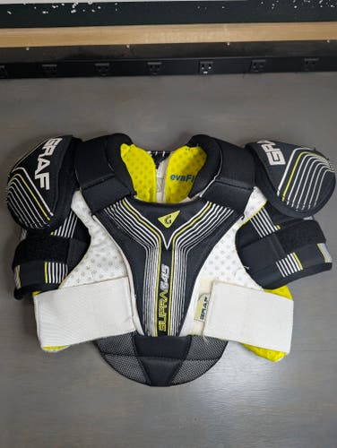 Medium Junior Graf Shoulder Pads (Used)