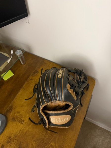 Infield RH Wilson A2000 1786 Baseball Glove 11.5" (Used)