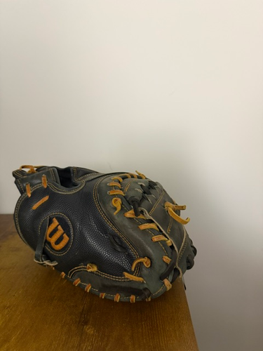 Catcher's RH Wilson A2000 M1 Baseball Glove 33.5" (Used)