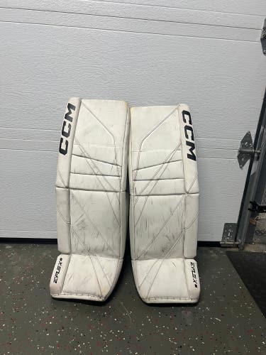 34 + 2 Pro return CCM EFlex 6 Goalie pads