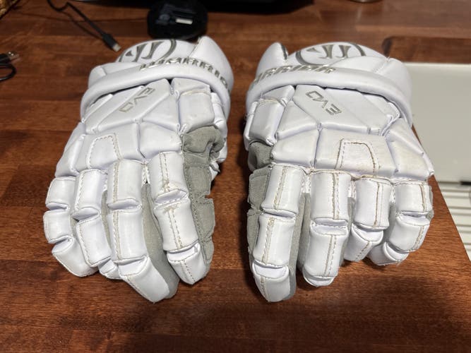 Warrior EVO QX Lacrosse Gloves Medium (Used)