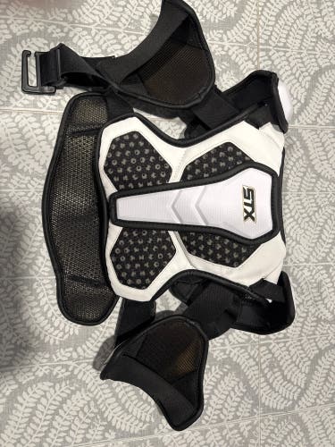 Small / Medium Youth STX Cell V Shoulder Pads (Used)