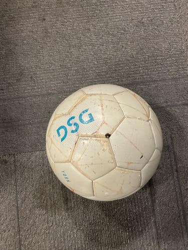 Used SOCCER BALL All Size Soccer Ball White 5 11614-S000229431
