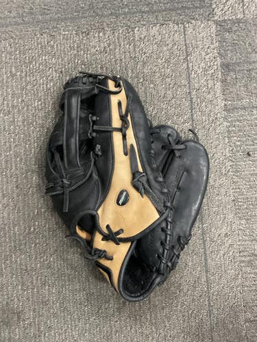Used Mizuno CLASSIC SERIES BB/SB Glove RH Throw Black 12 1/4" 11614-S000229450