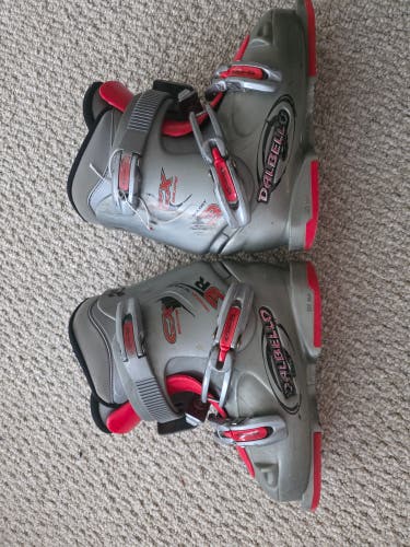 Mondo 23 & 23.5 Kid's Dalbello CX Equipe Ski Boots (Used)