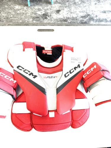Used CCM YTFLEX 3 GOALIE Youth Body Armor L/XL 11860-S000303677