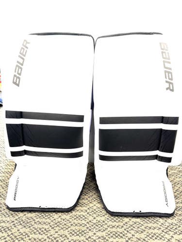Used Bauer PRODIGY 24 INCH PADS NEW Goalie Leg Pads Youth White 24" 11860-S000303678