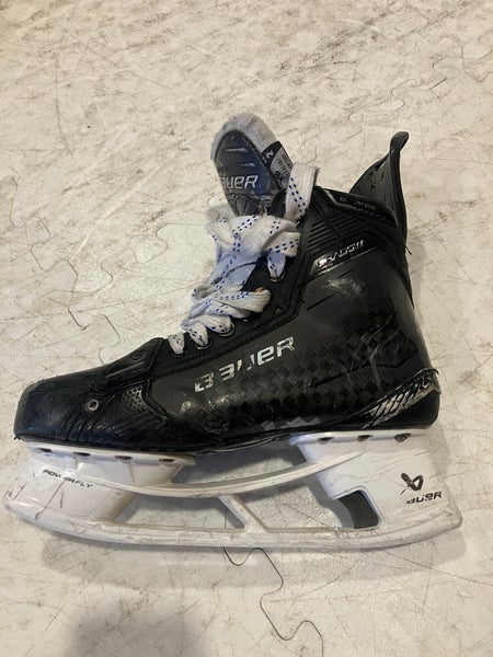 2024 Bauer Supreme Shadow Hockey Skates Regular Width 8 (Used)