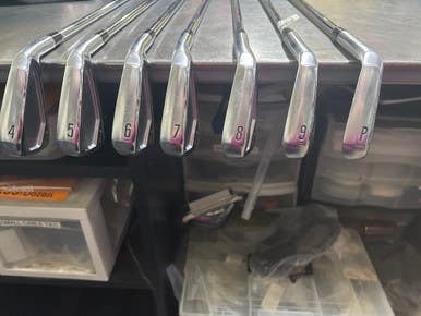 Used Srixon ZX7 FORGED Mens Iron Set RH 4I-PW 11605-S000212283