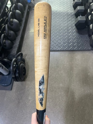 AXE (Used) 33" Bat