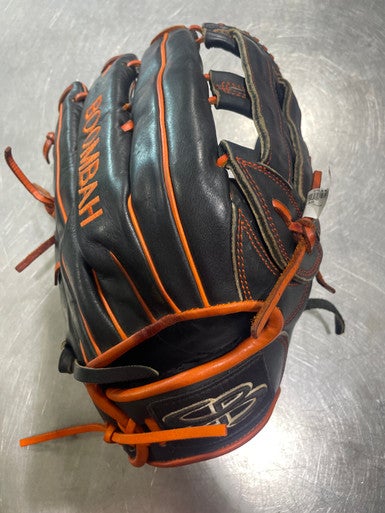 Used BoomBah FGB4-135 BB/SB Glove LH Throw Black 13 1/2" 11605-S000209751